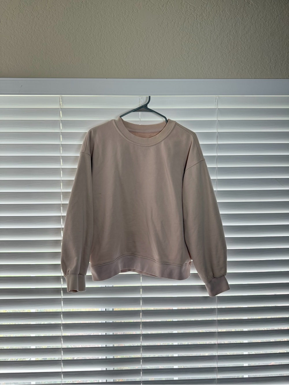 lululemon athletica Women's Crewneck Sweatshirt - Light Taupe